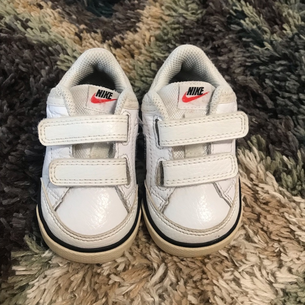 Toddler Nike shoes